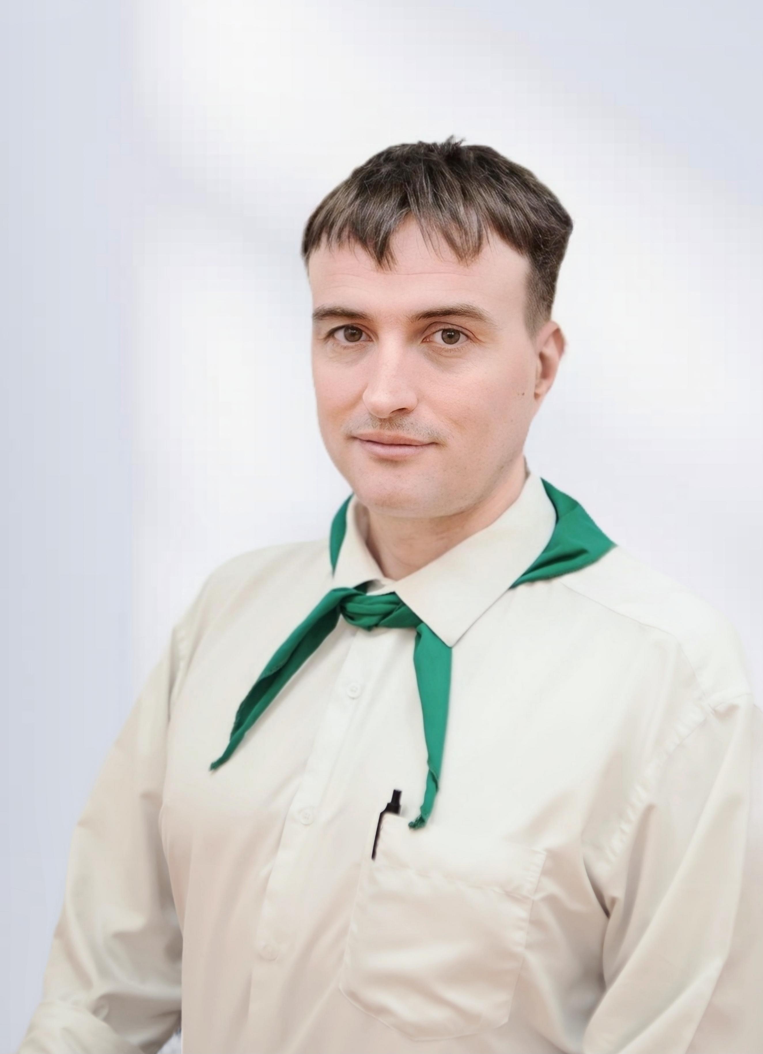 Боровик  Ярослав  Николаевич.