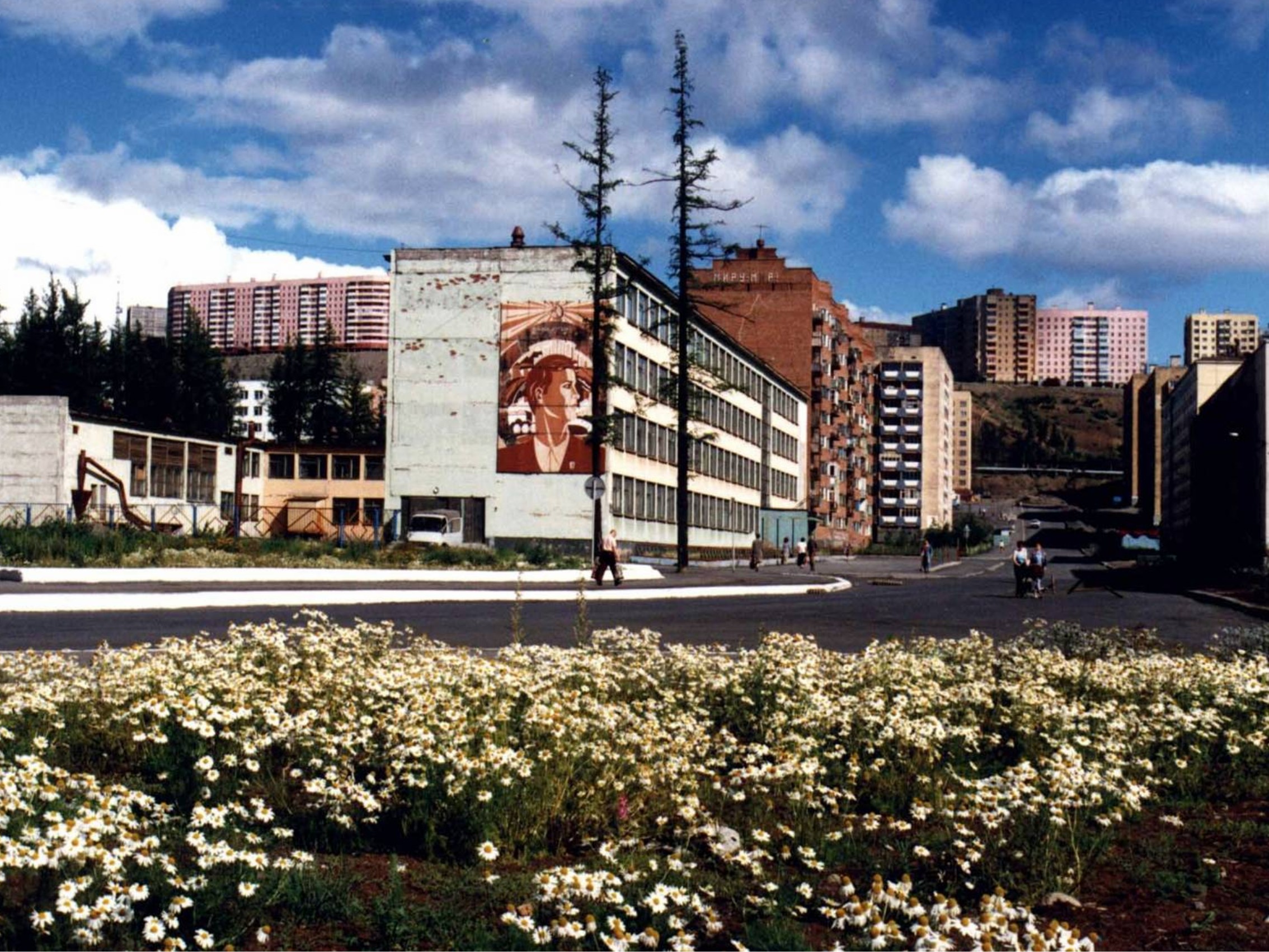 Фотография школы.